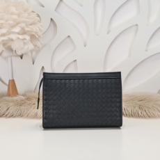 Mens Bottega Veneta Clutch Bags